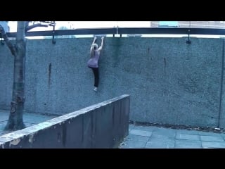 Katie mcdonnell parkour freerunning