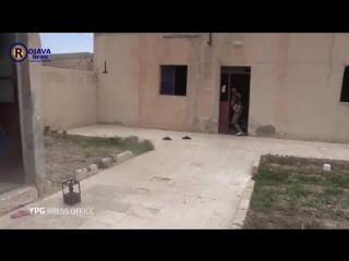 Сирия 15 06 2016 подразделения sdf продолжают зачистку освобожденных от иг кварталов ракки