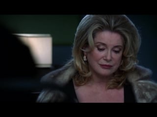 Catherine deneuve in nip/tuck (4x12)