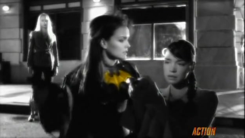 Сериал "хищные птицыохотница,бэтгёрл,чёрная канарейка/birds of preyhuntress,batgirl,black canary" 1 серия