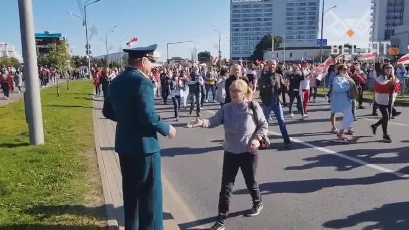 Ветеран вышел на марш справедливости в минске