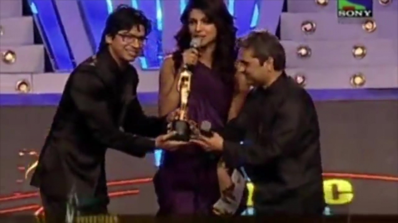 Priyanka chopra mirchi music awards 2011
