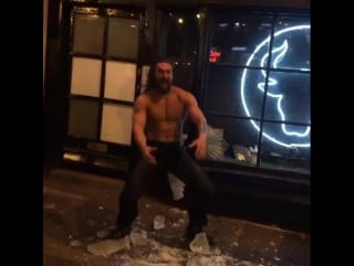 Джейсон мозоль разбил член мистера фриза