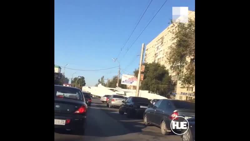 На улицах волгограда заметили бомбардировщик