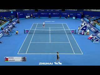 @sabalenkaa puts it away @wtaelitetrophy