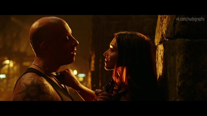 Дипика падуконе (deepika padukone) в фильме "три икса мировое господство" (xxx return of xander cage, 2017) 1080p