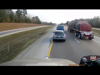 Нагло, но тупо подрезал!