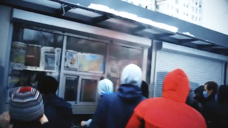 Оффники разгромили накро ларек mp4 mp4