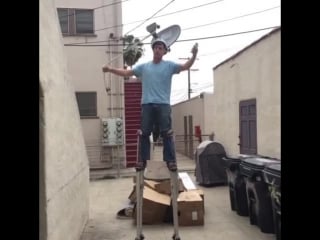 80fitz the struggle for reception is real without verizon wireless usa #neversettle #sponsoreddramatization