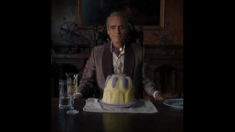 Jeremy irons is ozymandias in watchmen hbo coming soon!