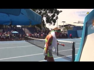 @vika7 ignora completamente sam sumyk, il coach/mentore che l'ha portata alla vittoria di due @australianopen