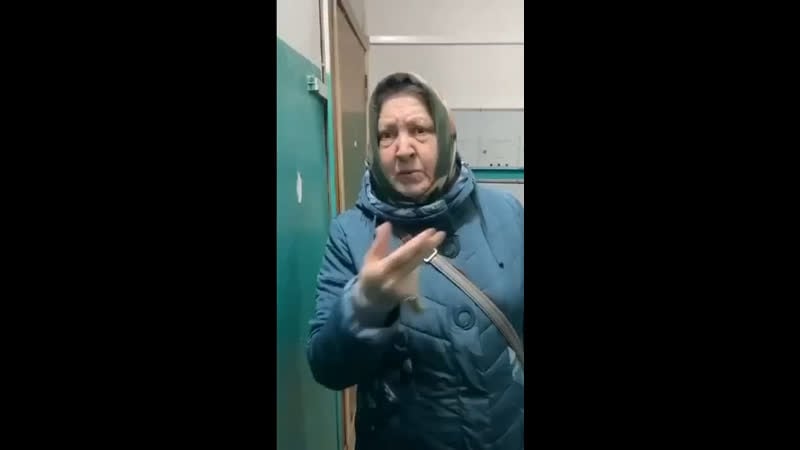 Молодые дегенераты