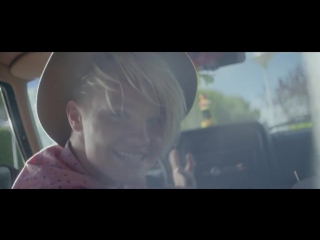 Benjamin man on the moon (feat slim brunette woman) official music video