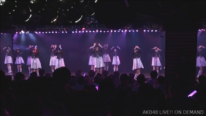 Akb48 team 8 1st stage "party ga hajimaru yo" (день рождения сато шиори и такахаши саяки )