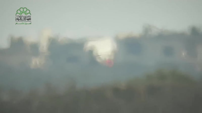 Боевики группирои ахрар аш шам заптурили танк т 55 сирийской армии в районе города маан, север хамы