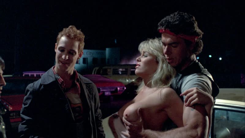 Сьюзи слэйтер / suzee slater дикие улицы / savage streets, (1984)1080p