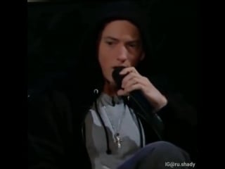 Chika chika slim shady😂