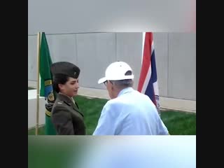 Разрешите обнять внучку!