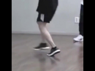 Idol but it’s just yoongis legs