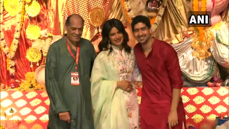 Watch priyanka chopra and ayan mukherjee at north bombay sarbojanin durga puja pandal on durgaashtami mumbai