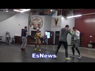 Boxing champ vasyl lomachenko as iron man taking off in the gym esnews boxing