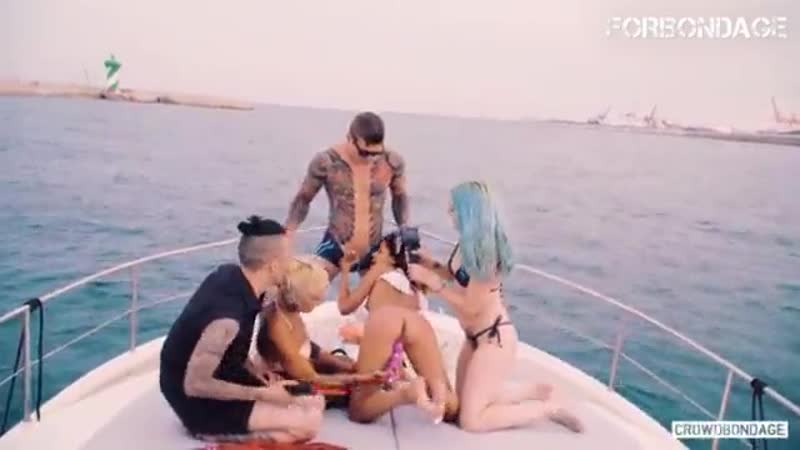 Поиск видео по запросу: Порно вечеринка русских студентов на яхте