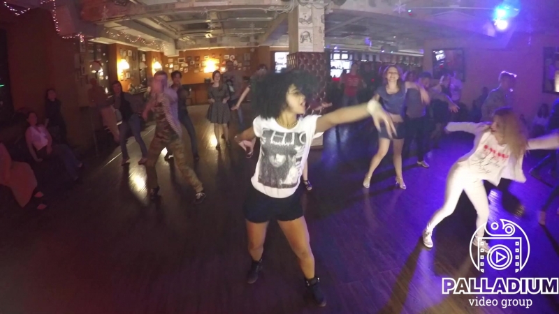 Reggaeton animation beatriz, yumi and magui