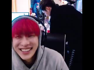 Kihyun cleaning wonho’s studio in the background while he was recording his selfcam has the same energy of my mom appearing behi