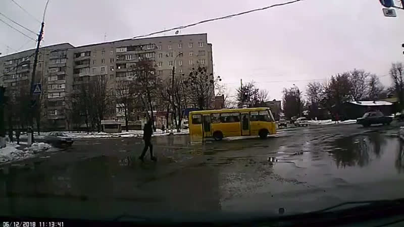 Лоий пешеход