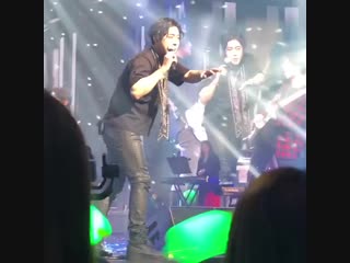 [2019 02 10] khj "new way" concert at blue square imarket hall in seoul day2 ~ encore lucky guy cr illublue