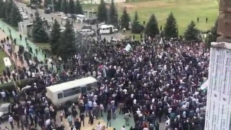 Открыли porn video – На митинге у парламента ингушетии силовики открыли стрельбу видео би би си
