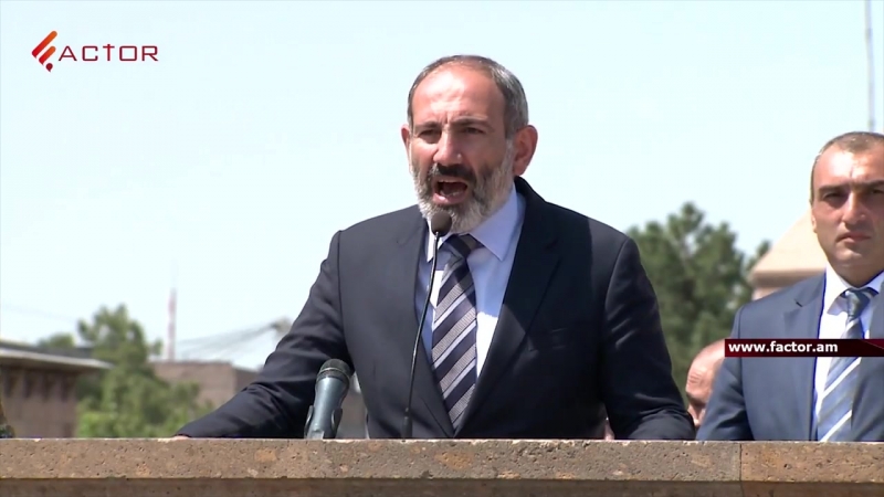 Վարչապետ նիկոլ փաշինյանը ոստիկանության զորքերին ճանապարհեց սահման