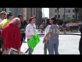 Selena gomez & bella thorne at “march for our lives” in los angeles, ca 3/24/2018