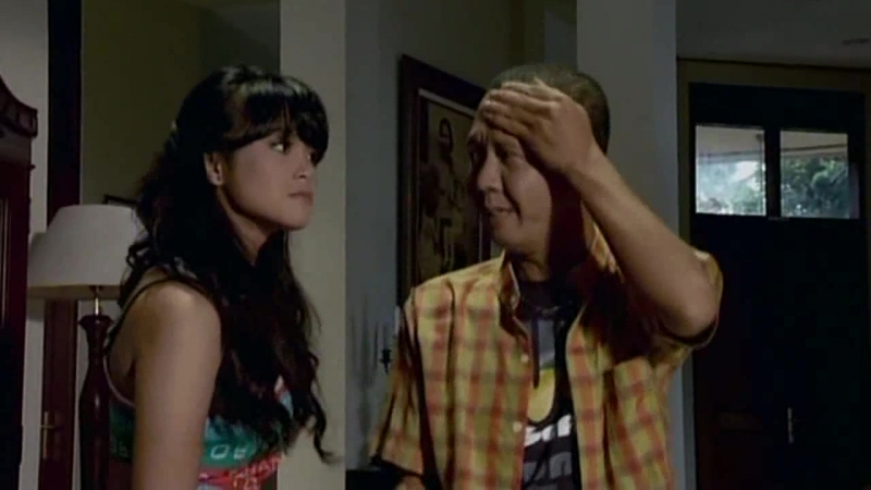 Труп в белом саване дрожит, но продолжает принимать ванну (2011)