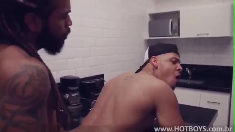 Folla porn video – Así folla un dom top gay brasileño