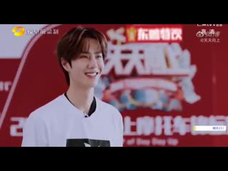 [ 200412 ] daudayup weibo update yin zheng 尹正 i have won wang yibo, i can show off for a long time wangyibo 王一博