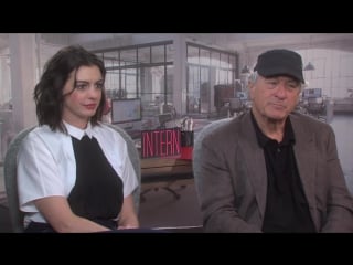 Intern robert de niro anne hathaway exclusive