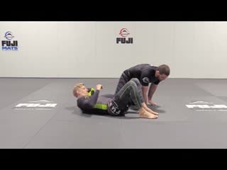 Weave pass passing to the backside from travis stevens weave pass passing to the backside from travis stevens