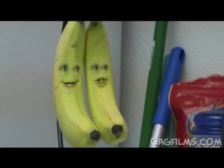 Annoying orange annoying orange wazzup