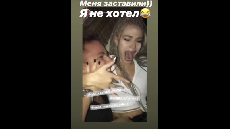 Голодные самки набросились на мальчика