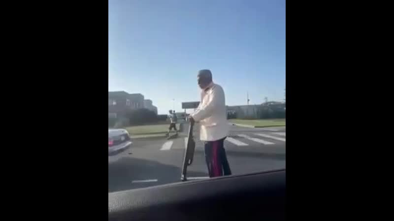 Сталин на самокате