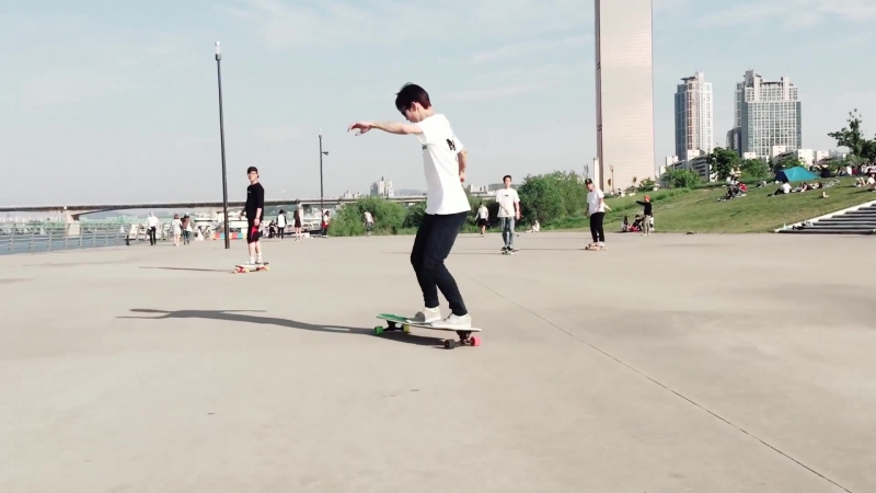 Longboard dancing do young bf inward 180 to fakie peterpans