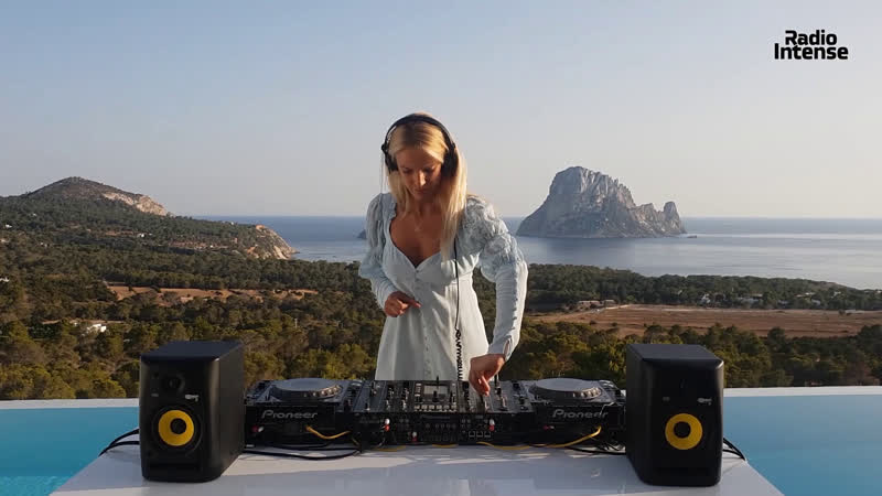 Alevtina live @ radio intense ibiza