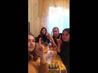 Настя бреет очко бомжу