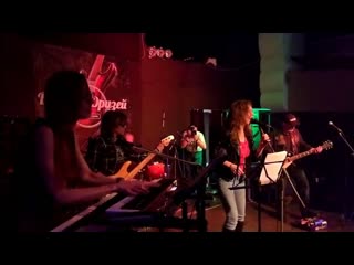 Alex division (live in tosno ) trouble beth hart cover