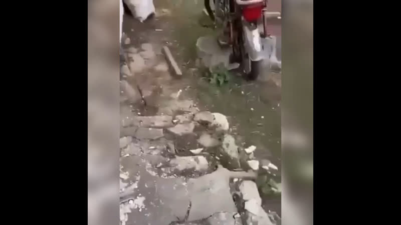 Укрофашисты ползут в плен