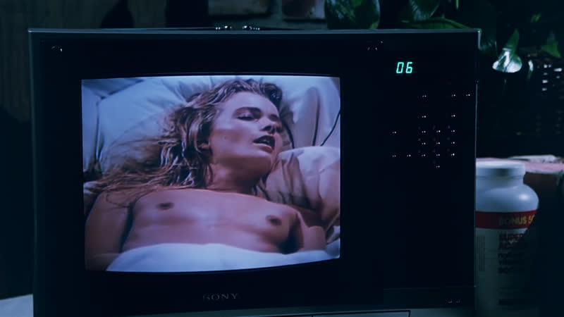 Мерет ван камп (merete van kamp nude scenes in "the osterman weekend" 1983)
