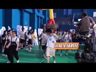 [video] luhan @ web drama "crossfire" bts