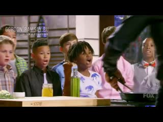 [гордон рамзи и его кухня рецепты на русском] как правильно жарить куриную грудку урок от гордона рамзи