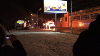 Autobus gori u moskvi 05 11 2016